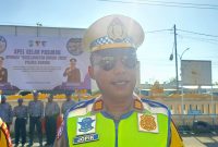 Kasat Lantas Polres Sorong, AKP Jopi Kewilaa, S.A.N., saat diwawancarai awak media. 