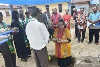 Prosesi penyambutan Anggota DPRD Provinsi Papua Barat Daya Nansy Prisillia Karundeng Fraksi Partai Golkar
